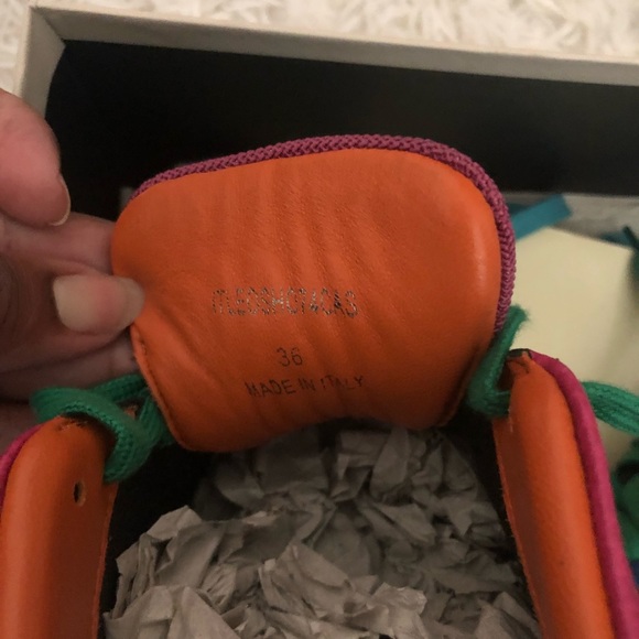 Burberry The field block color sneaker - Picture 2 of 4